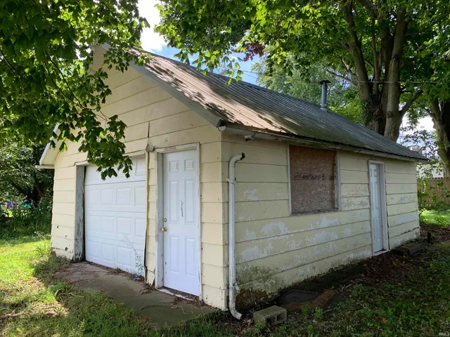 $92,000 | 413 East Albert Street, Argos, IN 46501