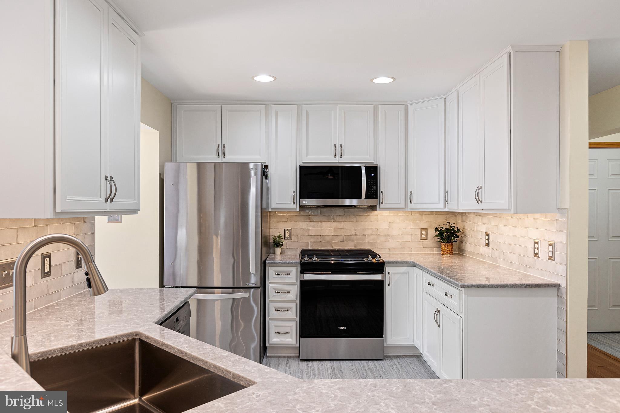 32 Arden Road North East, MD 21901 - Photo 12 of 37 Gleaming New Kitchen