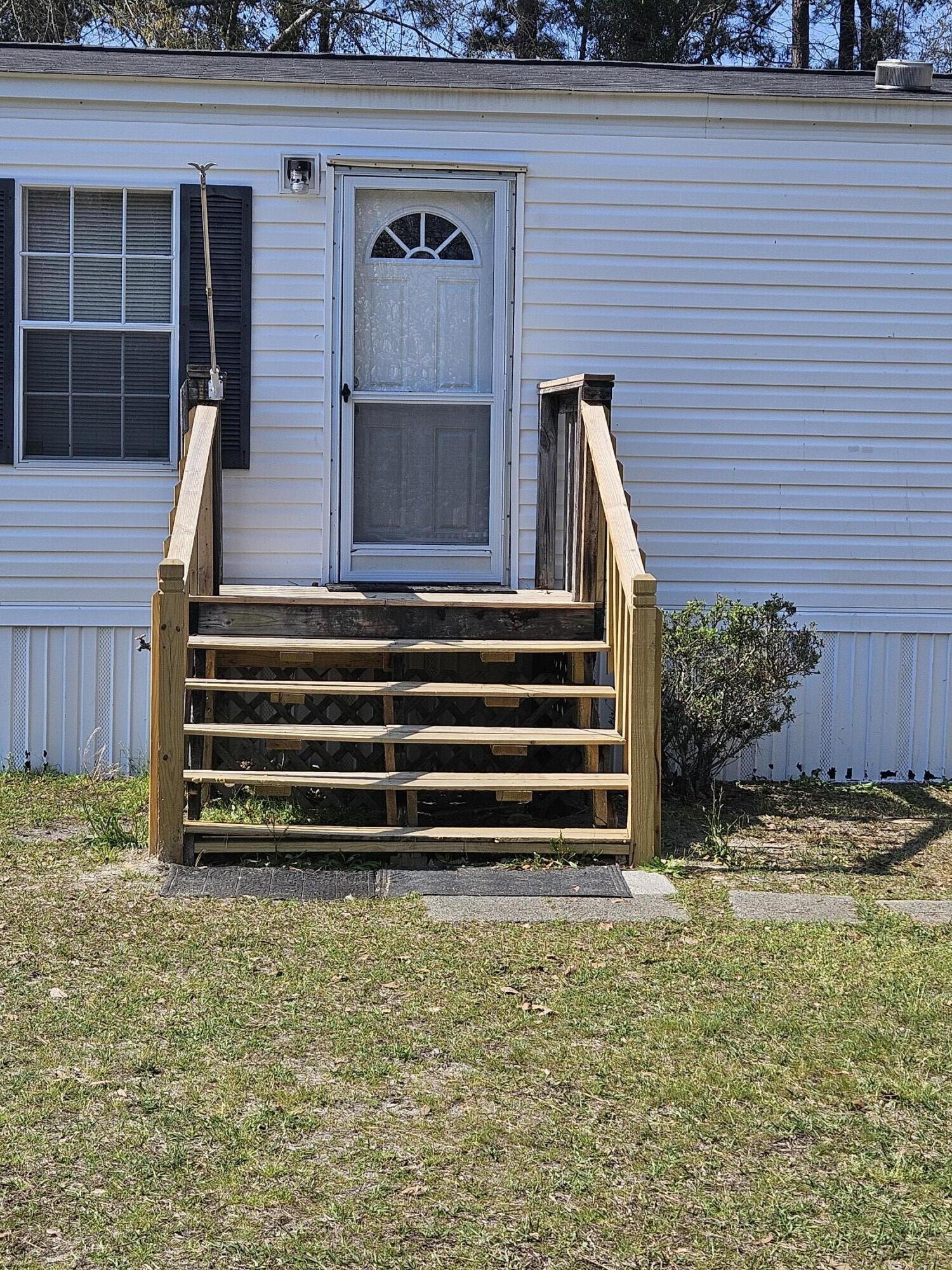 203 Shannon Road Walterboro, SC 29488 - Photo 4 of 24