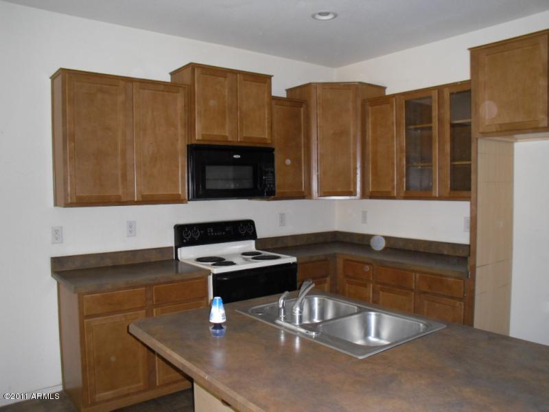 8917 West Cordes Road Tolleson, AZ 85353 - Photo 3 of 25 Kitchen