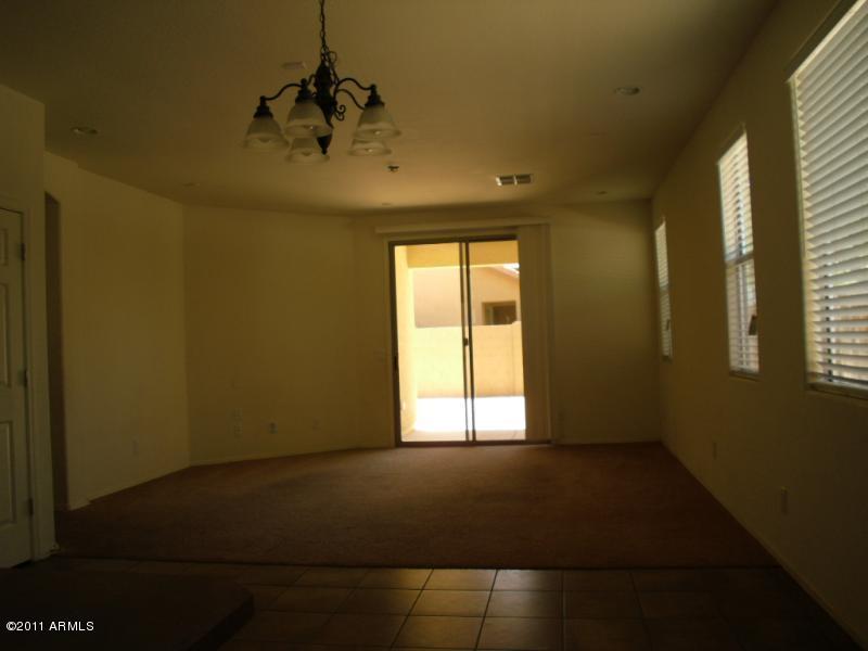 8917 West Cordes Road Tolleson, AZ 85353 - Photo 6 of 25 DIning Area