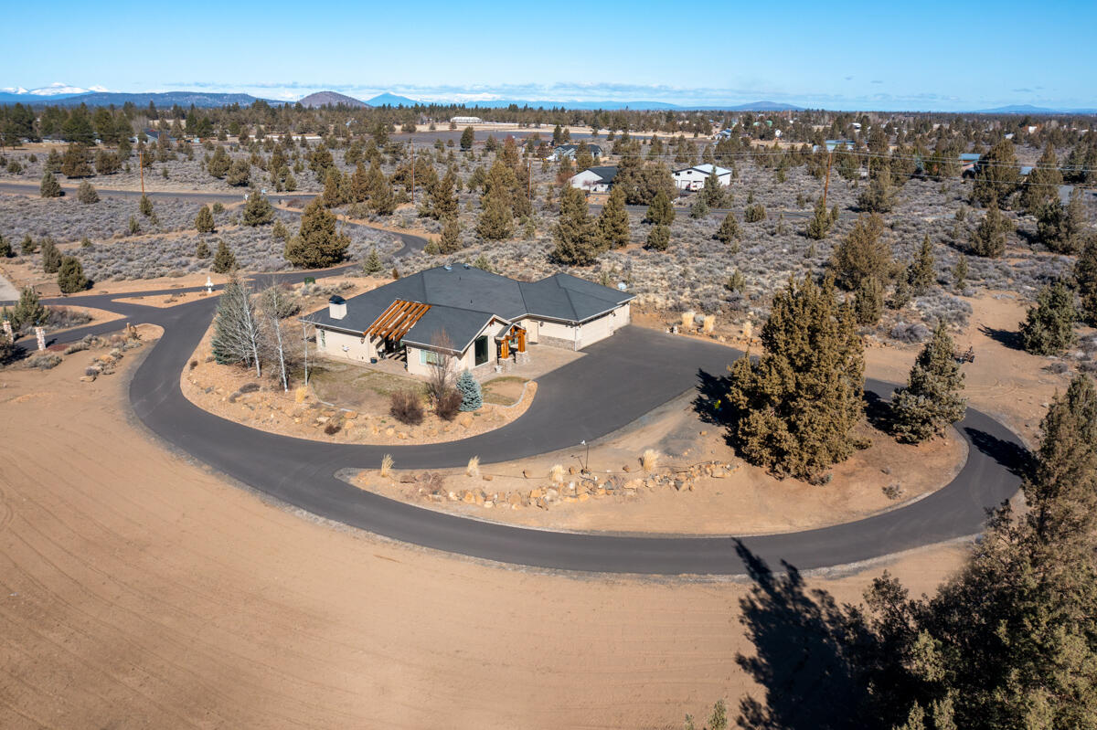 22143 Rickard Road Bend, OR 97702 - Photo 34 of 49 20220316-DJI_0782-HDR-EditAROUNDTHEBENDR