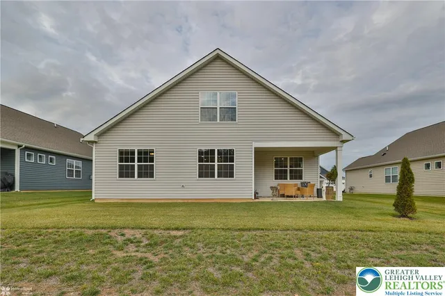 $565,000 | 8012 Century Boulevard, Breinigsville, PA 18031