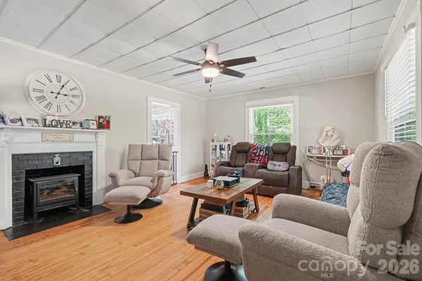 $270,000 | 515 North Chapel Street, Landis, NC 28088