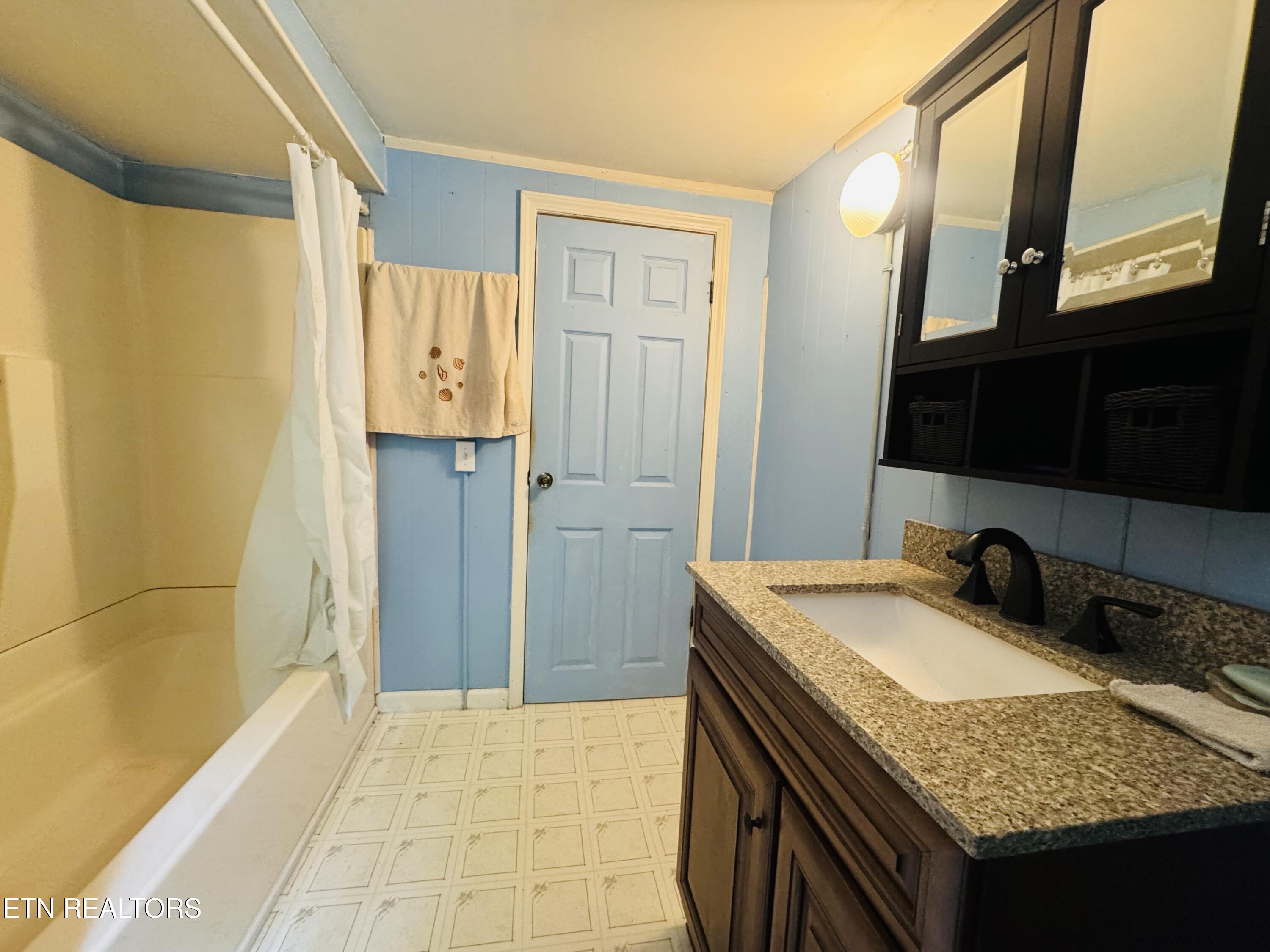 681 Island Cove Road Rocky Top, TN 37769 - Photo 22 of 47 IMG_5611