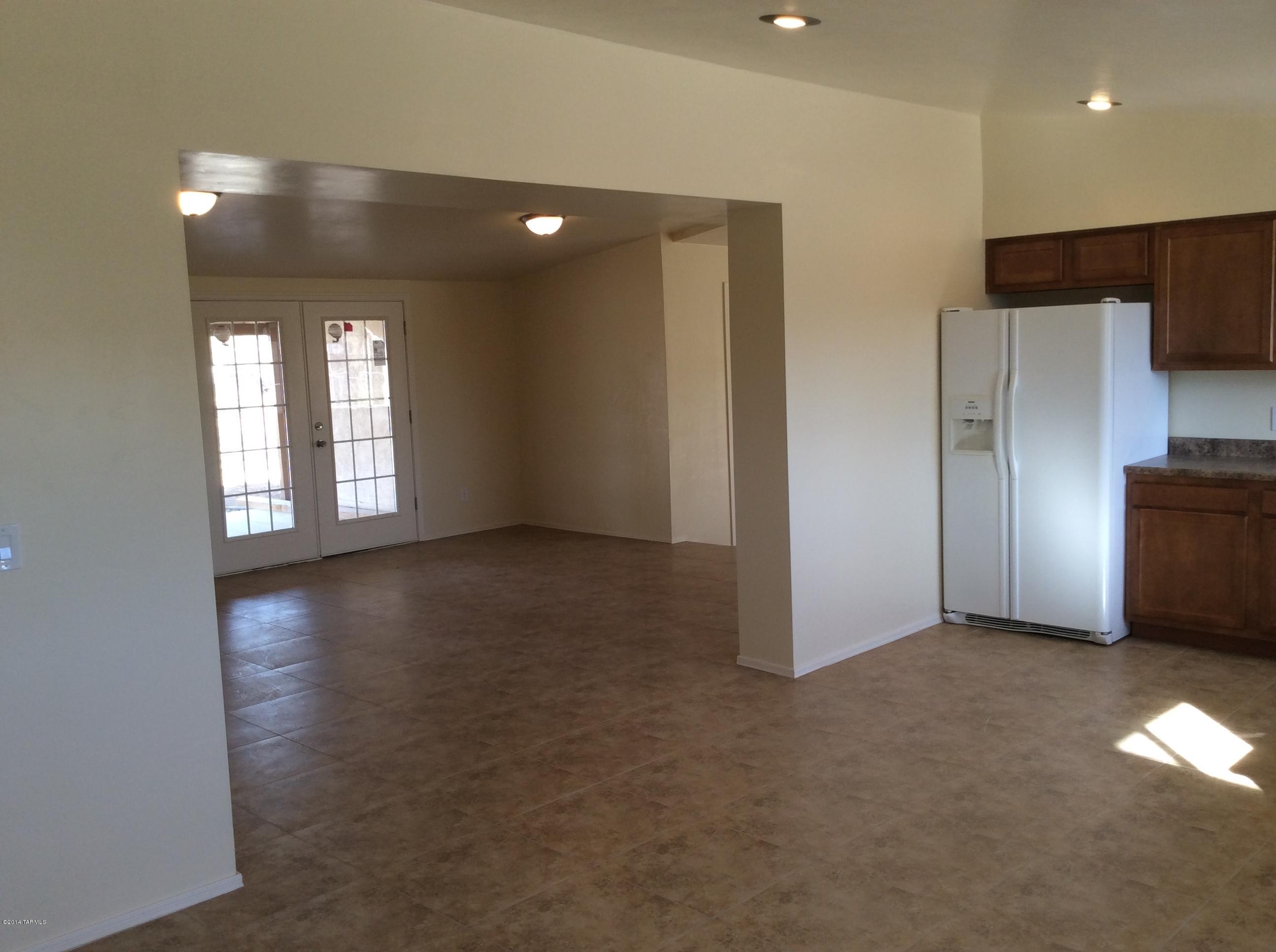 4564 West Teton Road Tucson, AZ 85746 - Photo 6 of 7 Gallery Image 6