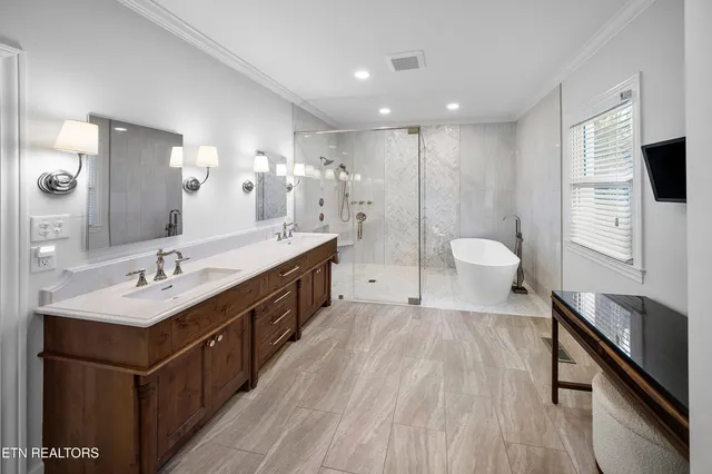 $999,750 | 8829 Rosemont Boulevard, Knoxville, TN 37923