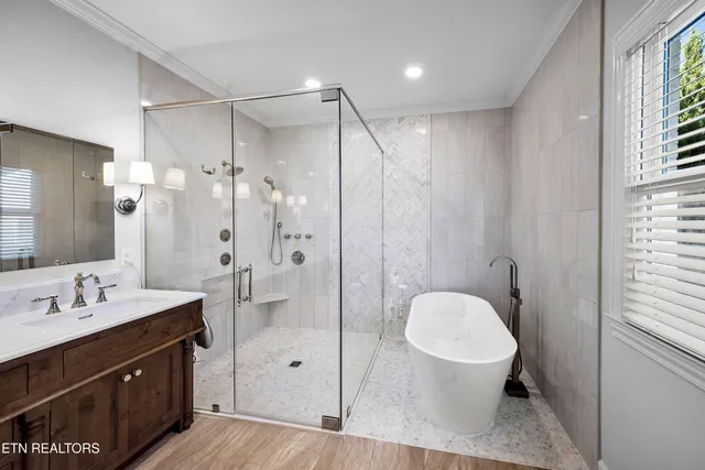 $999,750 | 8829 Rosemont Boulevard, Knoxville, TN 37923