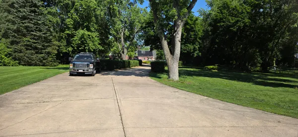 $739,900 | 1-n521 Mac Queen Drive, West Chicago, IL 60185