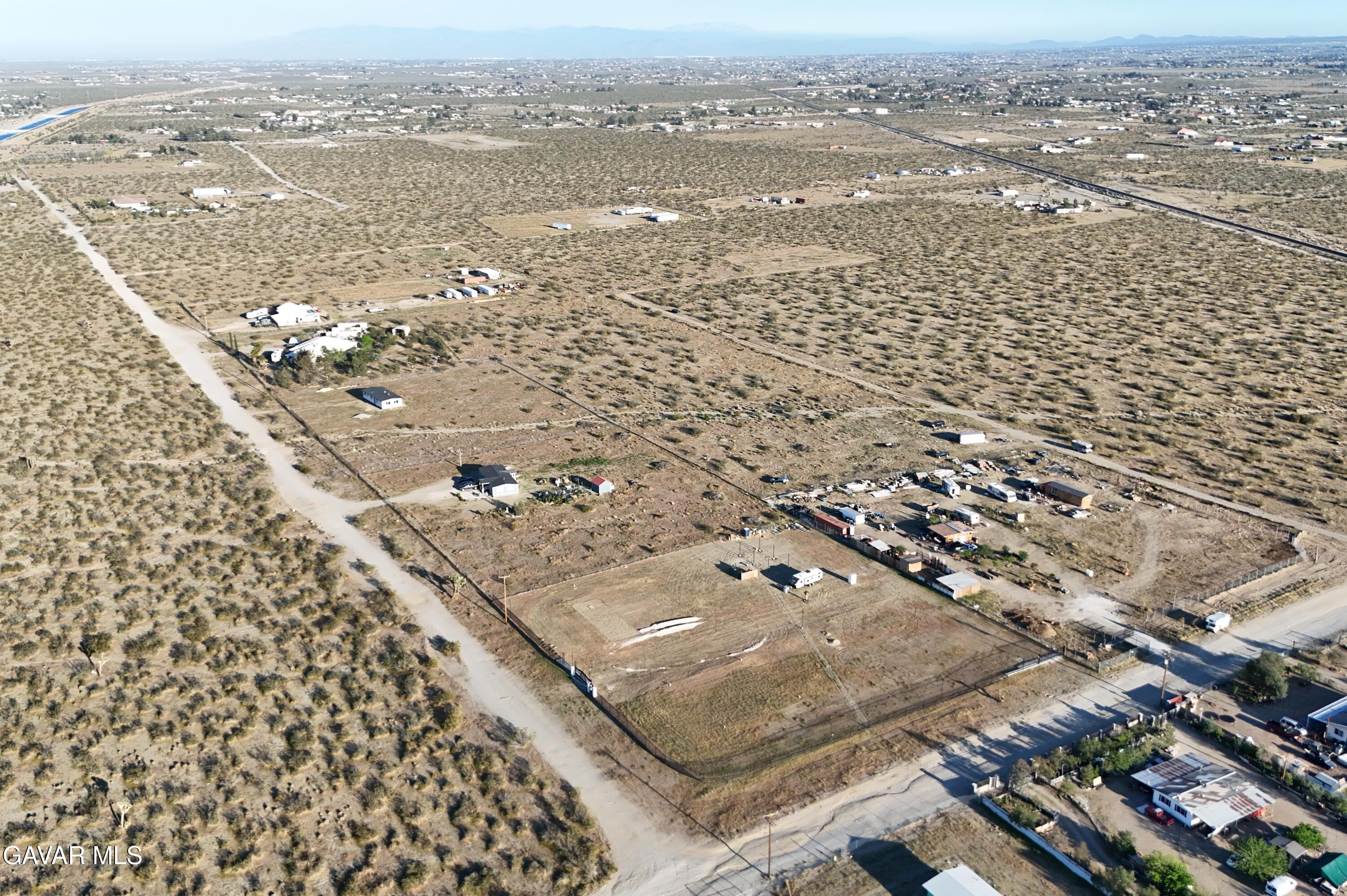 Olivera Road Phelan, CA 92371 - Photo 13 of 17 07.