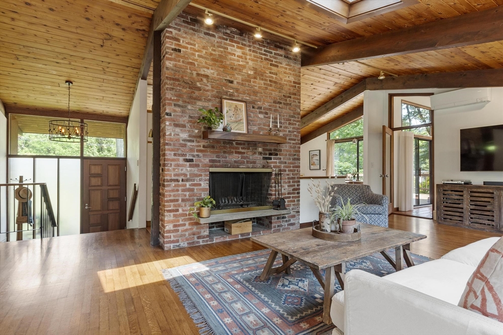 64 Woodside Road Harvard, MA 01451 - Photo 3 of 31