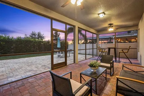 a view of an house with backyard space and garden