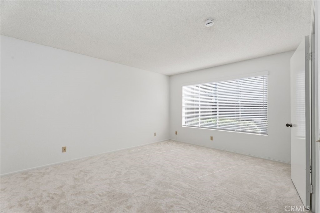 34 Exeter Irvine, CA 92612 - Photo 20 of 39