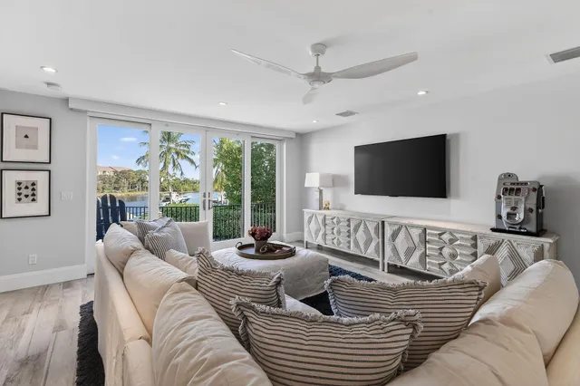 $8,685,000 | 14662 Watermark Way, Palm Beach Gardens, FL 33410