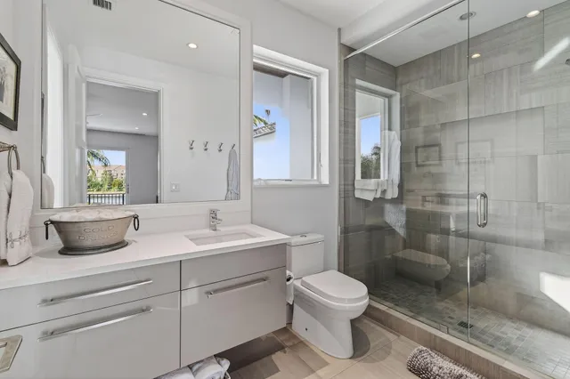 $8,685,000 | 14662 Watermark Way, Palm Beach Gardens, FL 33410