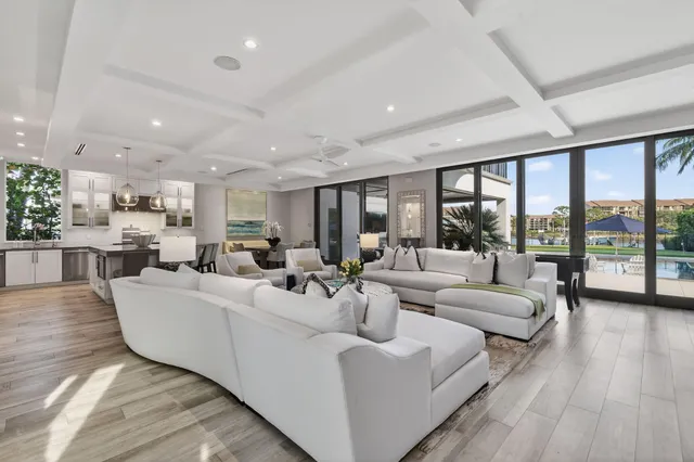 $8,685,000 | 14662 Watermark Way, Palm Beach Gardens, FL 33410