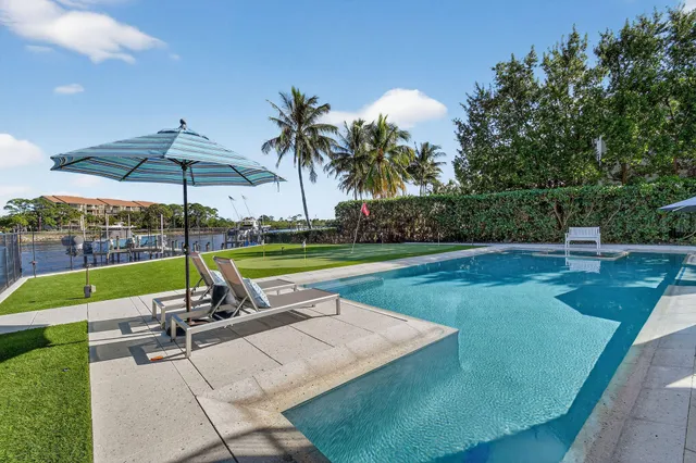 $8,685,000 | 14662 Watermark Way, Palm Beach Gardens, FL 33410