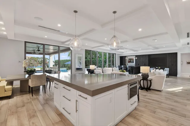 $8,685,000 | 14662 Watermark Way, Palm Beach Gardens, FL 33410