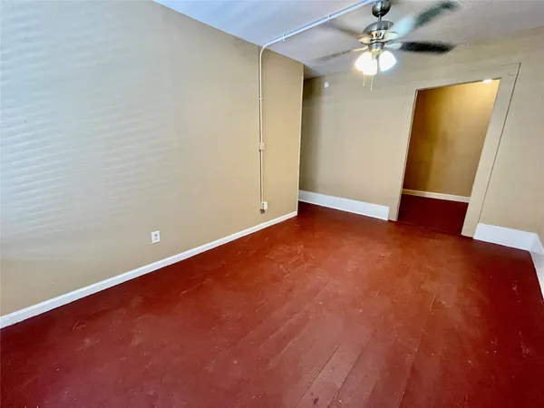 $1,200 | 1814 Ave M 1/2, Unit 1, Galveston, TX 77550