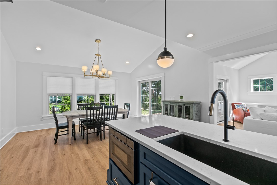 561 Bristol Ferry Road, Unit B Portsmouth, RI 02871 - Photo 7 of 28