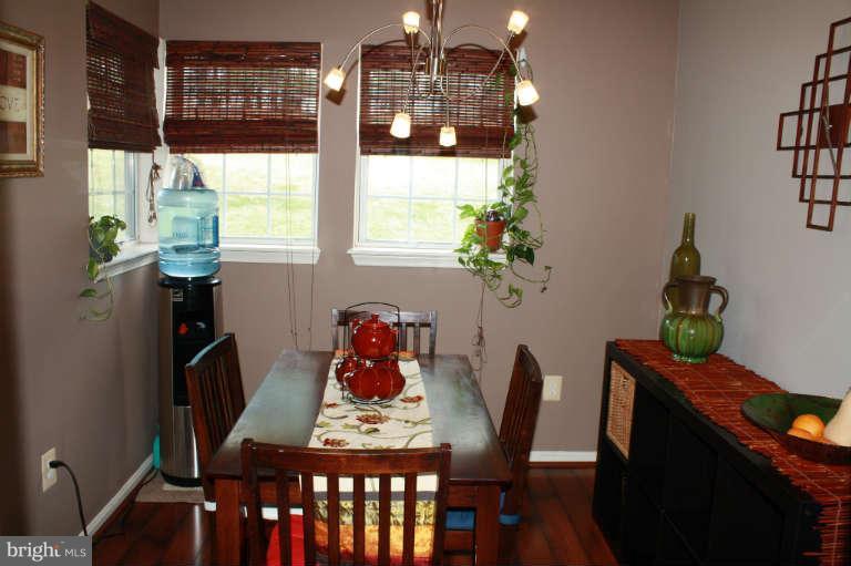 8337 Montgomery Run Road, Unit B Ellicott City, MD 21043 - Photo 6 of 28 Dining Room
