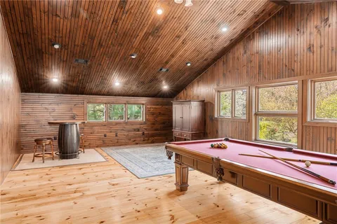 $1,250,000 | 900 South Road, East Greenwich, RI 02818