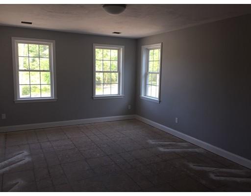 13 Ridge Street Berkley, MA 02779 - Photo 5 of 13 Gallery Image 5