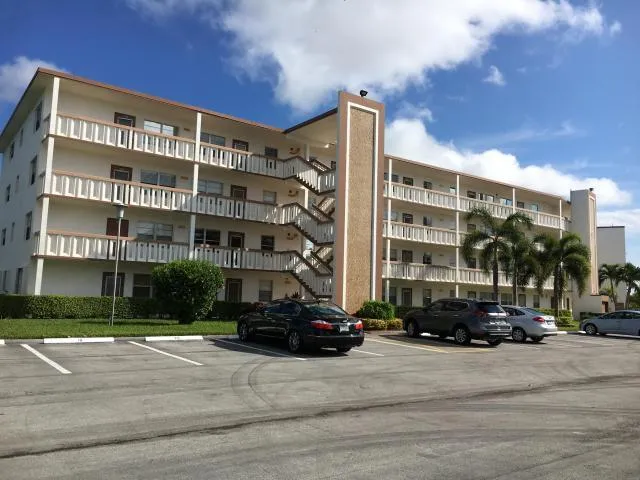 $1,300 | 1050 Cornwall C, Boca Raton, FL 33434