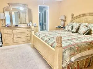 $1,300 | 1050 Cornwall C, Boca Raton, FL 33434