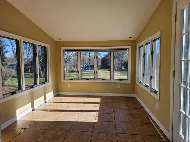 $3,600 | 11 Brookfield Drive, Shelton, CT 06484