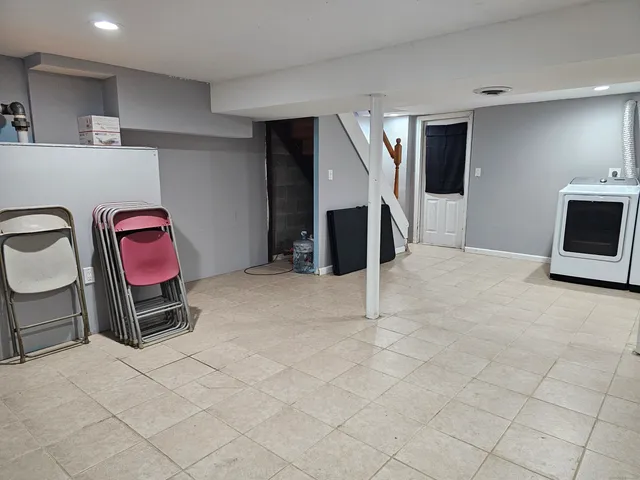 $3,600 | 11 Brookfield Drive, Shelton, CT 06484