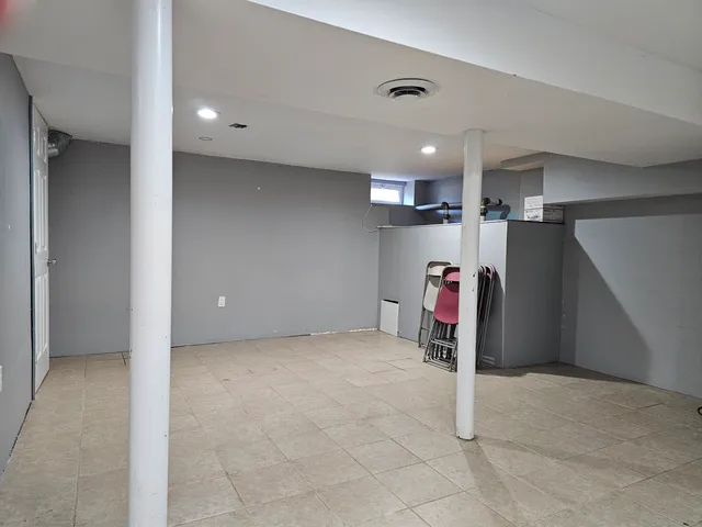 $3,600 | 11 Brookfield Drive, Shelton, CT 06484