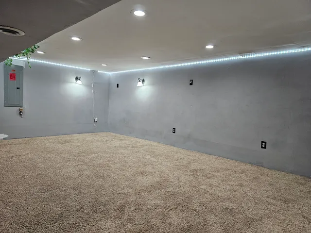 $3,600 | 11 Brookfield Drive, Shelton, CT 06484