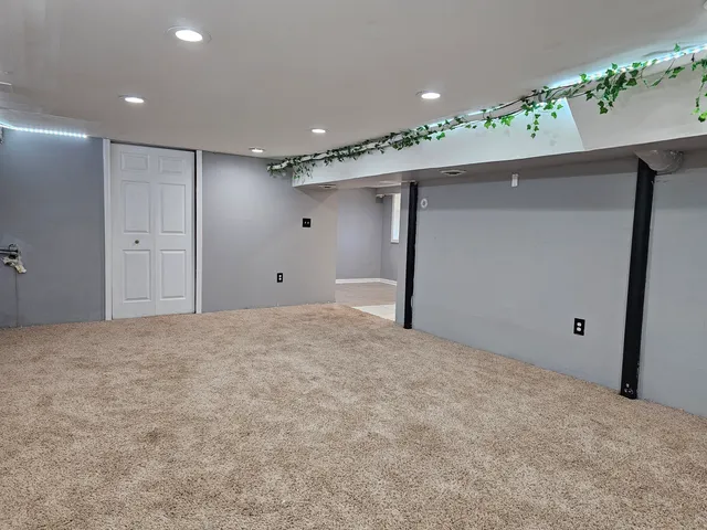 $3,600 | 11 Brookfield Drive, Shelton, CT 06484