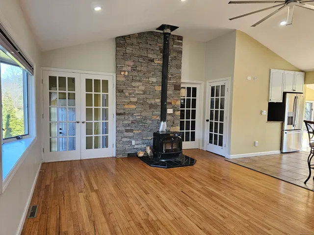 $3,600 | 11 Brookfield Drive, Shelton, CT 06484