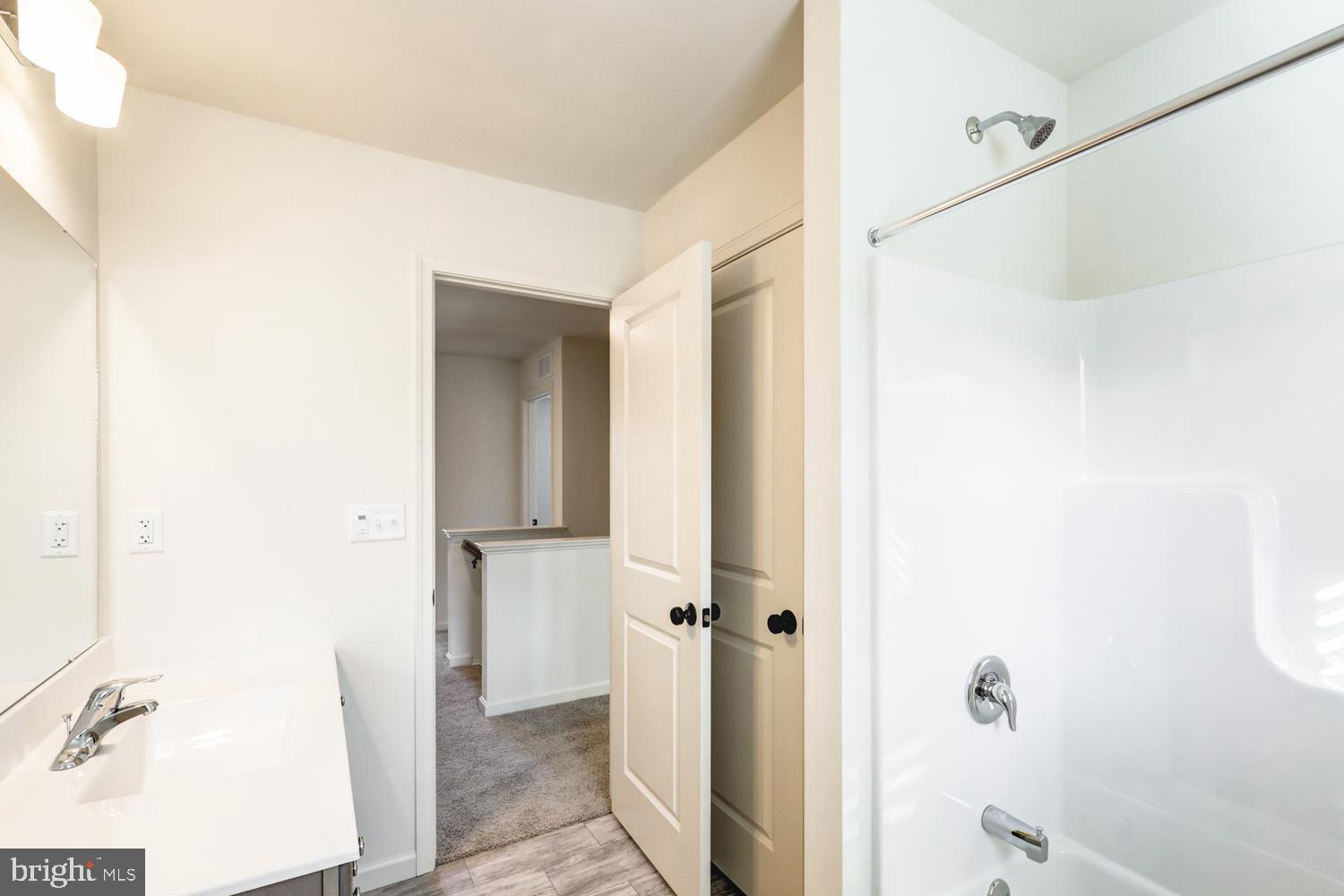 158 Leary Road Honey Brook, PA 19344 - Photo 33 of 41 Hall Bath w linen Closet