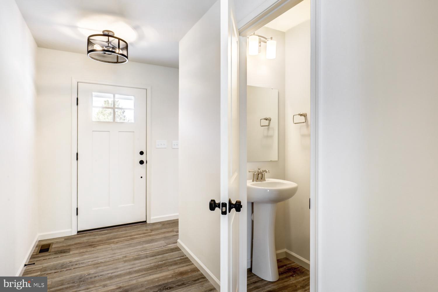 158 Leary Road Honey Brook, PA 19344 - Photo 9 of 41 Inviting entryway with modern charm.