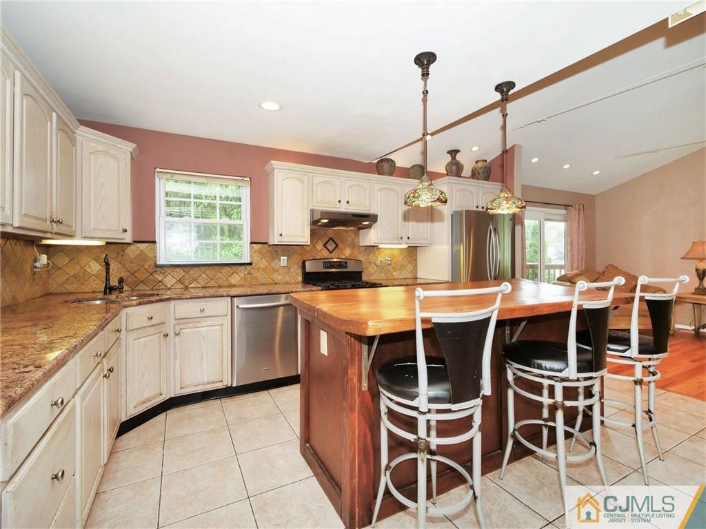 1487 Seneca Road North Brunswick, NJ 08902 - Photo 4 of 23 Gallery Image 4