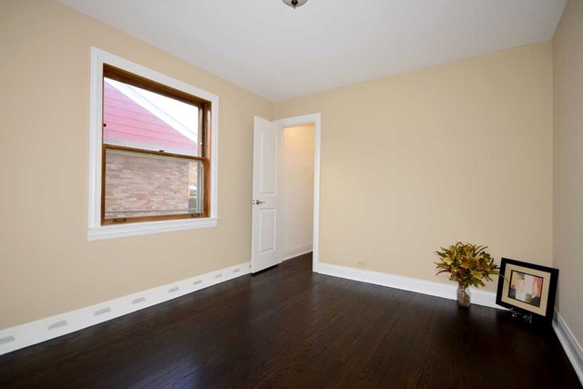 1432 Potter Road Park Ridge, IL 60068 - Photo 10 of 17 Gallery Image 10