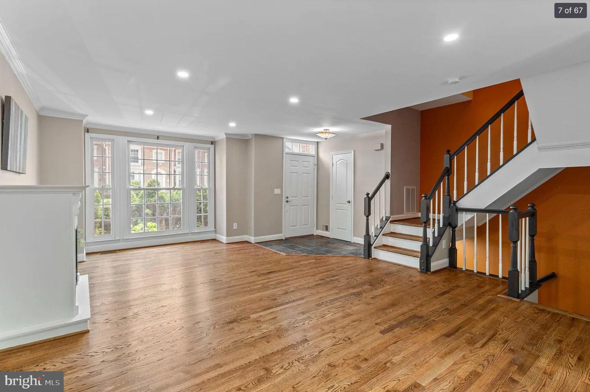 3906 Valley Ridge Drive Fairfax, VA 22033 - Photo 7 of 58 Spacious entryway with elegant charm.