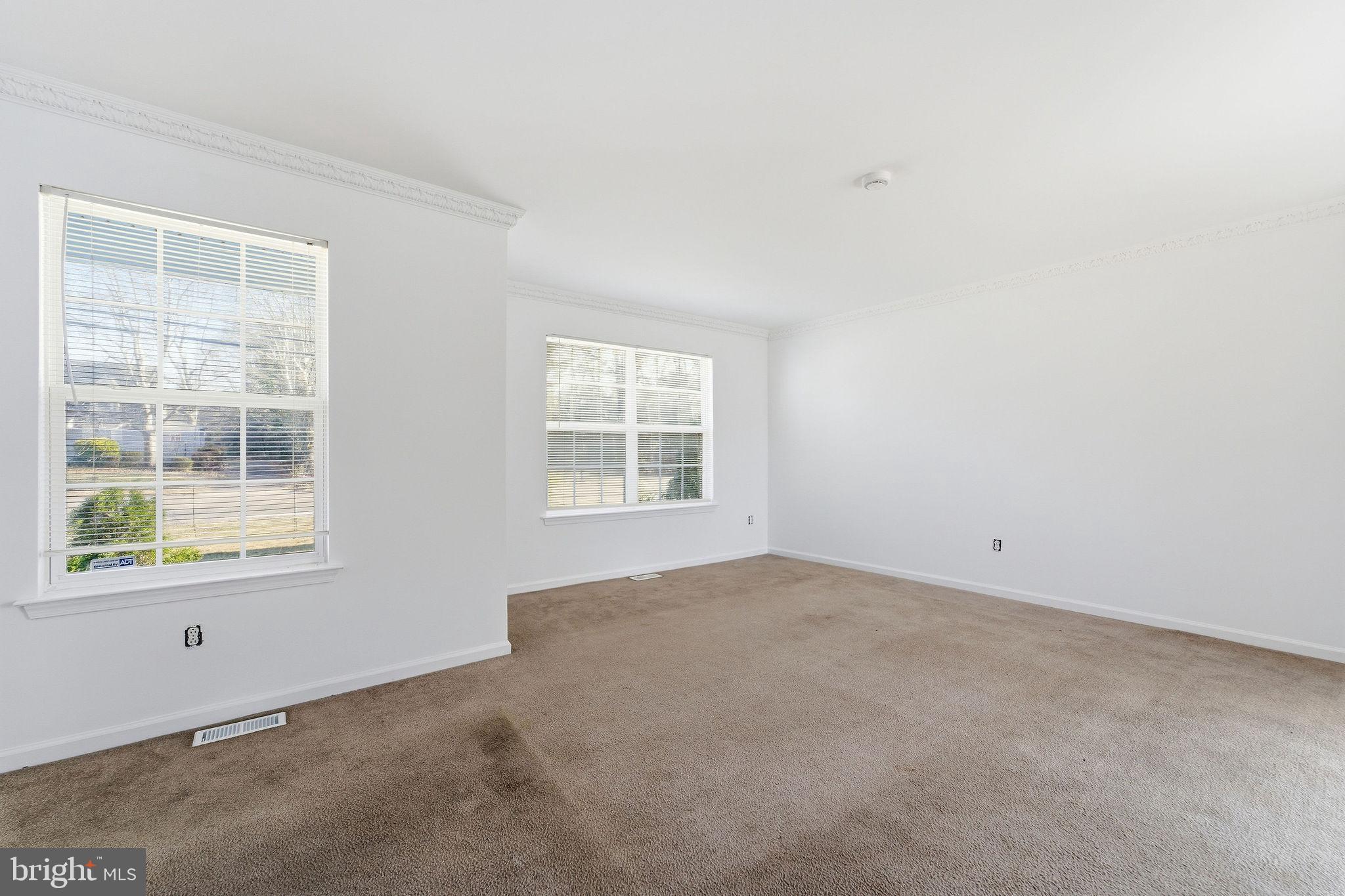 92 North Burlington Road Bridgeton, NJ 08302 - Photo 6 of 24 an empty room with a window