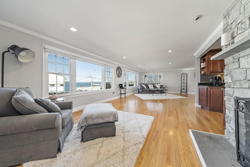34 Regatta Road Weymouth, MA 02191 - Photo 4 of 33 Gallery Image 4