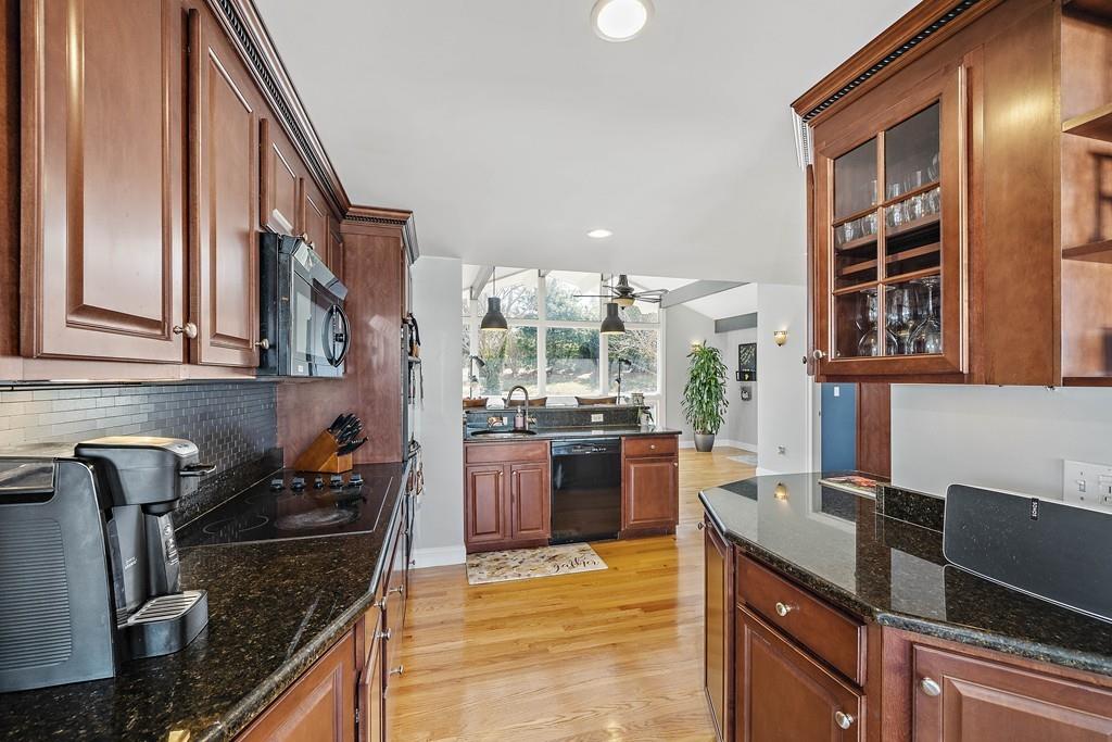 34 Regatta Road Weymouth, MA 02191 - Photo 7 of 33 Gallery Image 7