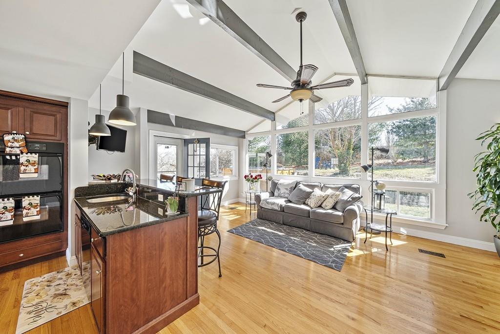 34 Regatta Road Weymouth, MA 02191 - Photo 9 of 33 Gallery Image 9