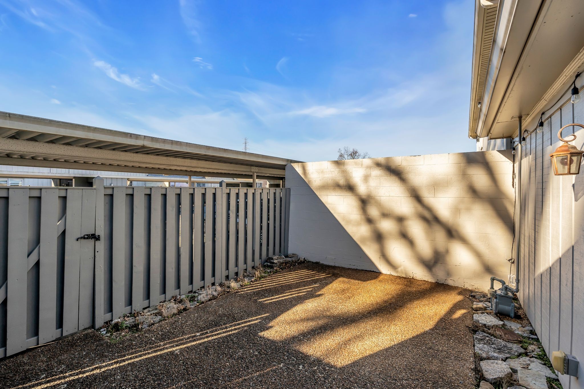 8300 Sawyer Brown Road, Unit M301 Nashville, TN 37221 - Photo 28 of 36 a view of a pathway
