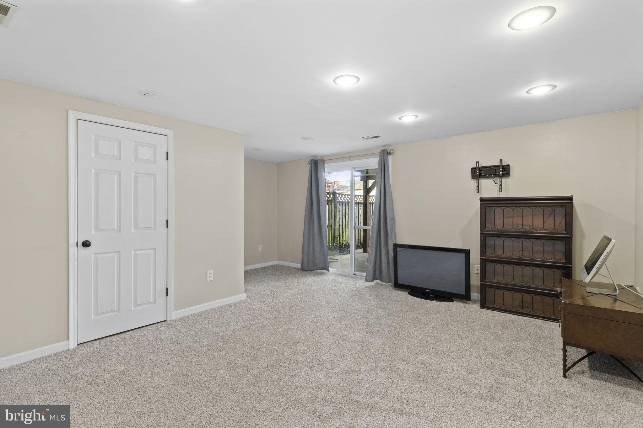 322 Overlea Place Abingdon, MD 21009 - Photo 19 of 27 a view of workspace with furniture