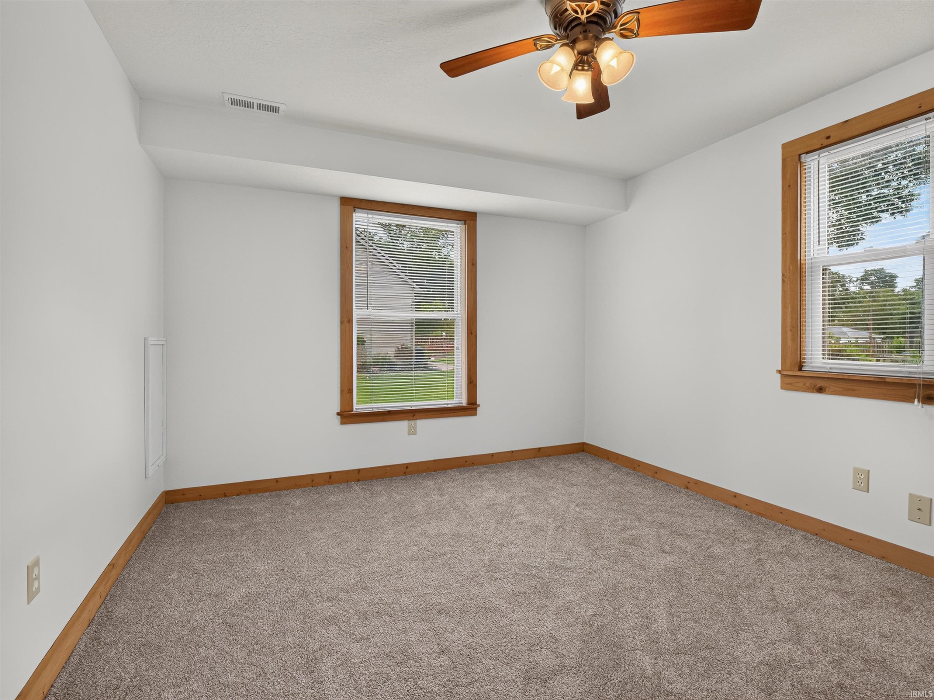 1804 Lower Huntington Road Fort Wayne, IN 46819 - Photo 9 of 27 Gallery Image 9
