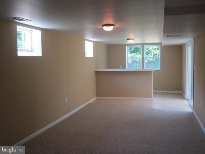 3416 Janvale Road Baltimore, MD 21244 - Photo 5 of 30 ideal for pool table with a bar