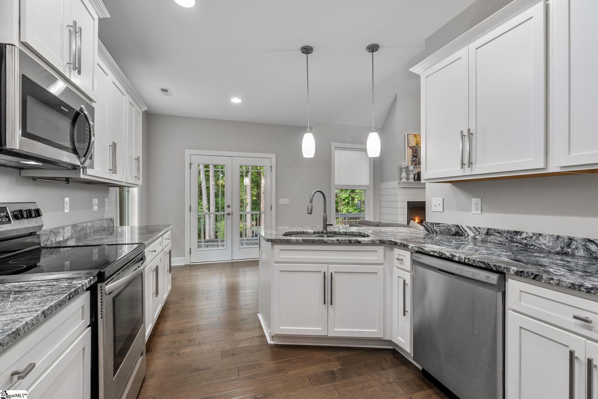 8 Spur Drive Travelers Rest, SC 29690 - Photo 6 of 28