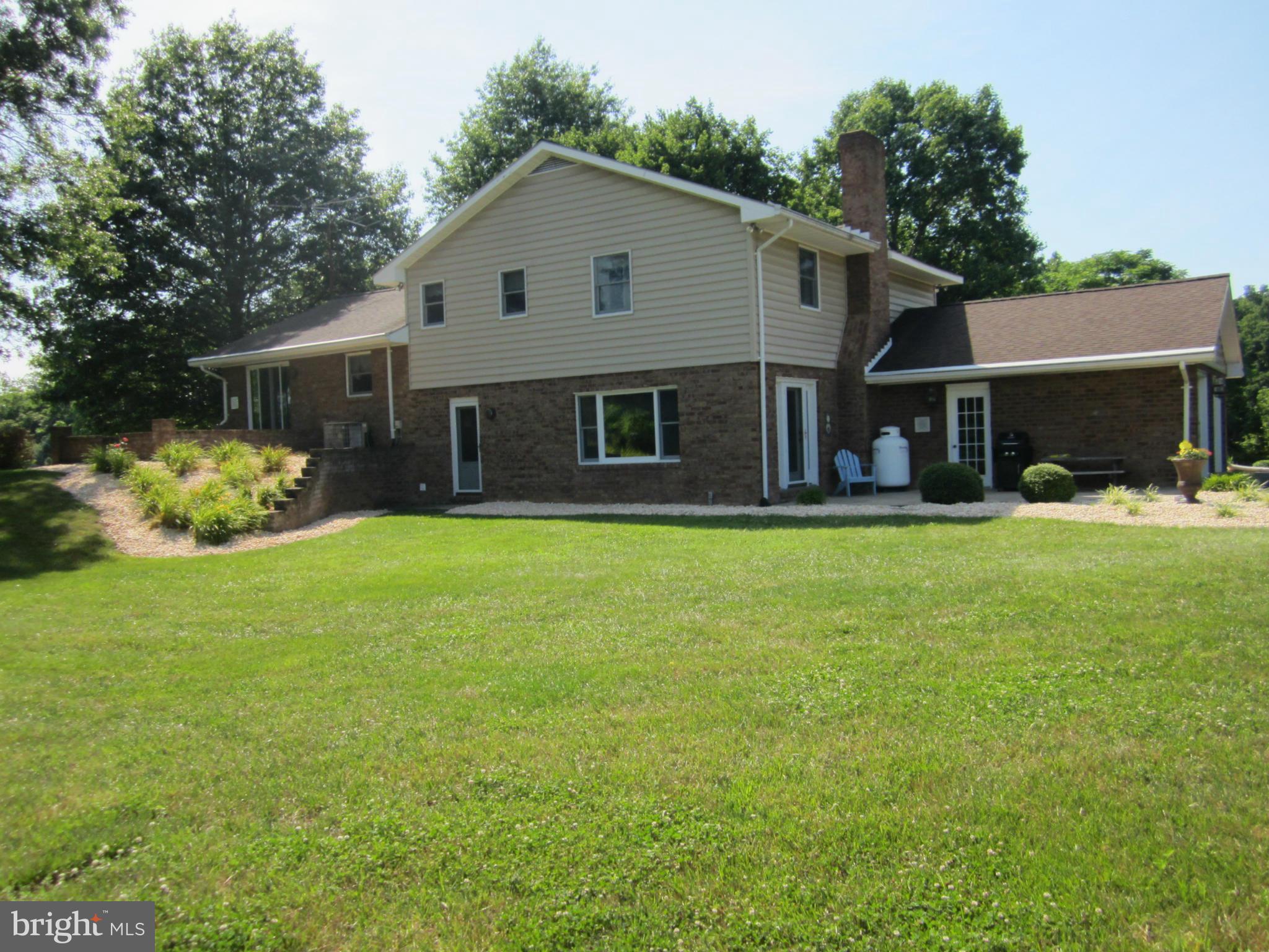15307 Dellinger Road Williamsport, MD 21795 - Photo 5 of 29 Exterior (Rear)